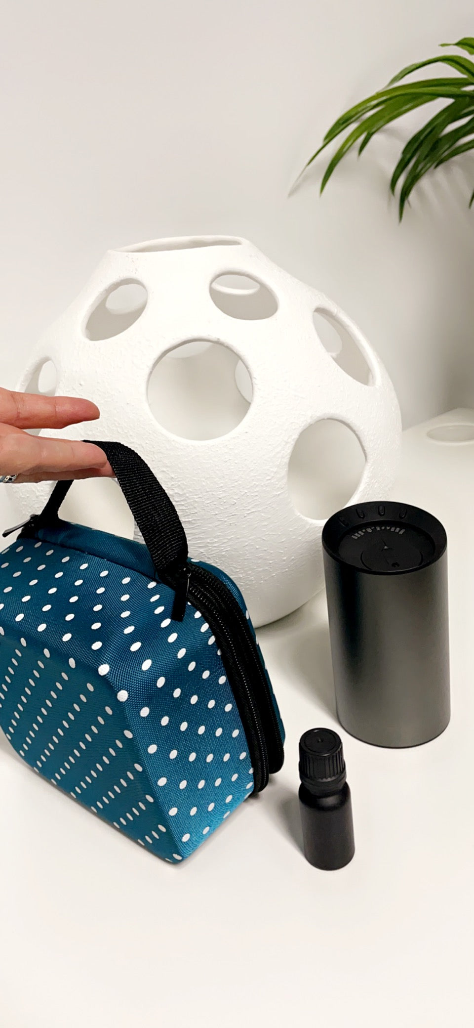 AROMAIR Essential Oil Diffuser - 100% Waterless